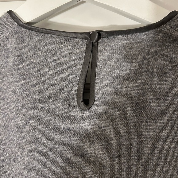 Cashmere sweather set,Grey,Large, NWOT,smoke/pet free home. - Picture 3 of 8